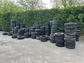 Lot de pneus  beschikbaar voor biedingen