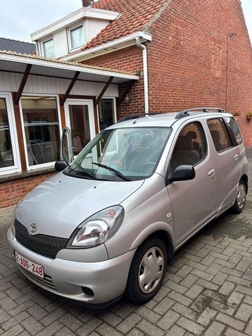 Toyota Yaris Verso, Autos, Argent ou Gris, Achat, 1299 cm³, 5 portes