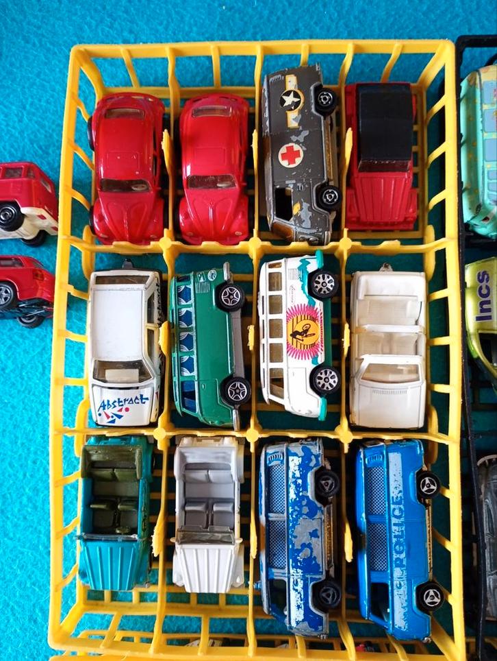 Volkswagen,Audi en Porsche, Hobby en Vrije tijd, Modelauto's | Overige schalen, Ophalen of Verzenden