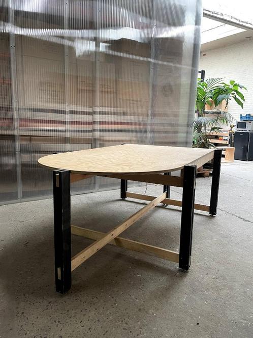 tafel boekenkast en bankje in multiplex, Huis en Inrichting, Bureaus, Ophalen