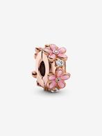 Pandora Nieuwe pink Daisy spacer clip charm in Perf Ni, Pandora, Nieuw, Ophalen of Verzenden, 1 bedel