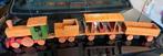 houten speelgoedtrein in 4 delen samen wel plus 1 meter lang, Enlèvement ou Envoi, Comme neuf, Autres types