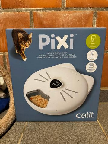 Pixi Catit smart feeder. 6 maaltijden met app (ios/android)  beschikbaar voor biedingen