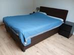 Bed 160m  met wat krassen van de katten, Huis en Inrichting, Slaapkamer | Boxsprings, Ophalen, Gebruikt