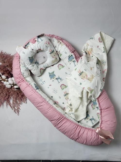 Quilola BabyNestje jupiter omkeerbaar met kussentje & laken, Enfants & Bébés, Couvertures, Sacs de couchage & Produits pour emmailloter