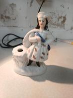 Porseleinen beeld meisje, Antiek en Kunst, Ophalen of Verzenden