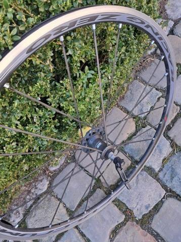 Fulcrum zero race wielen beschikbaar voor biedingen