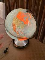Oude Wereldbol 1966 met verlichting Standaard Boekhandel 60j, Huis en Inrichting, Woonaccessoires | Wereldbollen, Ophalen, Zo goed als nieuw