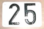Huisnummer 25 in metaal 10x15cm., Tuin en Terras, Ophalen of Verzenden, Nieuw, Staal, Staande brievenbus