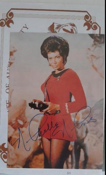 Collectie van originele gesigneerde foto's van Star trek. beschikbaar voor biedingen