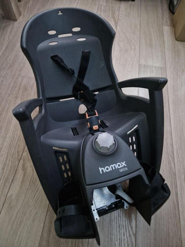 Hamax Siesta Fietsstoeltje - Premium Kwaliteit!, Fietsen en Brommers, Fietsaccessoires | Fietsstoeltjes, Zo goed als nieuw, Achterzitje
