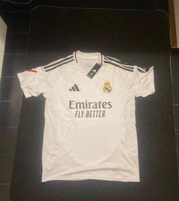 Voetbalshirtje beschikbaar voor biedingen