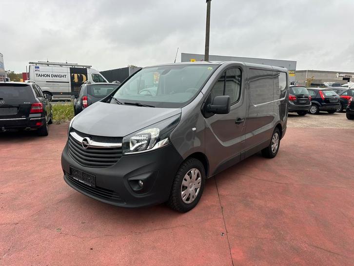 Opel Vivaro 1.6Cdti, Auto's, Bestelwagens en Lichte vracht, Bedrijf, Te koop, Opel, Diesel, Euro 6, 4 deurs, Handgeschakeld, Bruin
