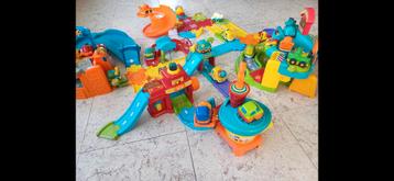 Toetoet Vtech autobaan en auto's, Kinderen en Baby's, Ophalen, Gebruikt
