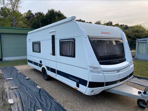 Caravan dethleffs nomad, Caravans en Kamperen, Caravans, Particulier, tot en met 4, Rondzit, Dethleffs, Lengtebed, Vast bed, 5 tot 6 meter