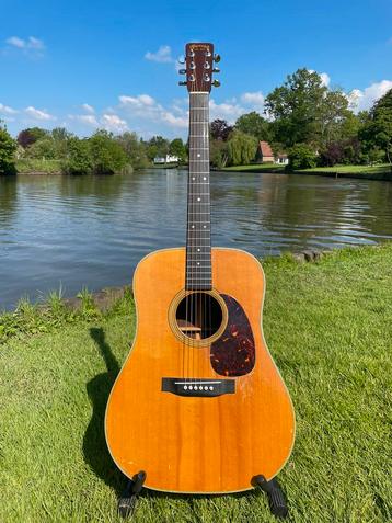 1962 Martin D-28 with original case and Cites documents 