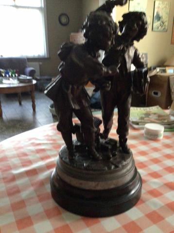 Beeld 45cm hoogte , beschikbaar voor biedingen