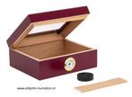 XIKAR HUMIDOR SUPREME CAPRI GLASSTOP ROOD HOOGGLANS     h121, Verzamelen, Verzenden, Nieuw, Tabaksdoos of Verpakking