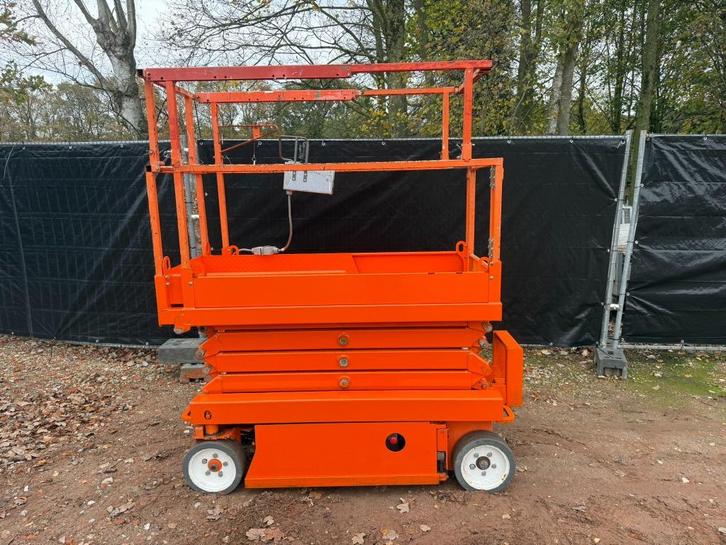 Nacelle à ciseaux Skyjack 8 m., Bricolage & Construction, Échafaudages, Enlèvement