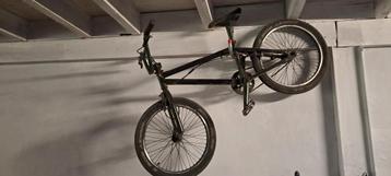 Bmx platte achterband  beschikbaar voor biedingen