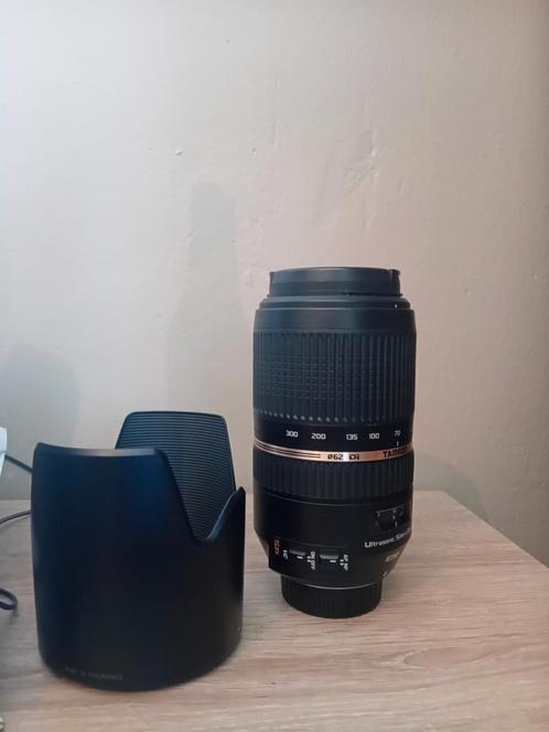 Tamron 70-300mm F-Fit. Fast sale €190 (belgium but can ship), Audio, Tv en Foto, Foto | Lenzen en Objectieven, Zo goed als nieuw