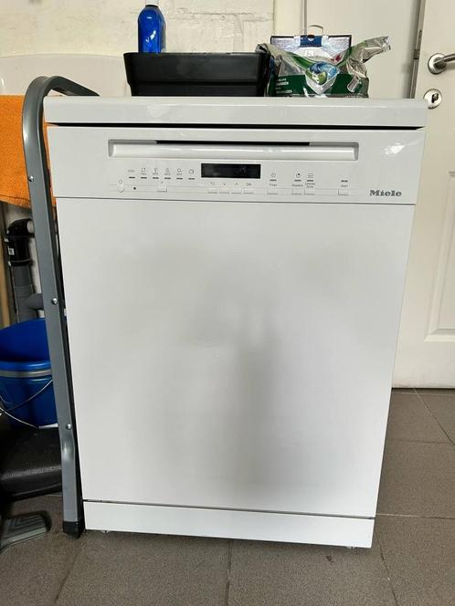 Vrijstaande Vaatwasser - Miele, Elektronische apparatuur, Vaatwasmachines, Gebruikt, Vrijstaand, Minder dan 85 cm, 45 tot 60 cm