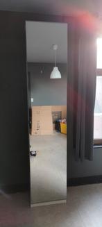 Porte miroir PAX, Enlèvement