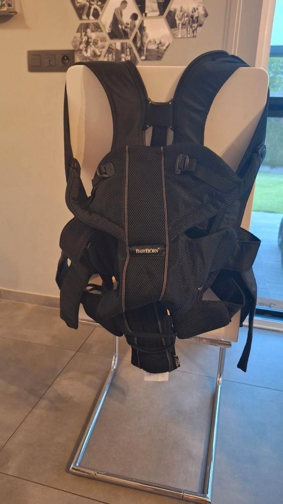 BabyBjörn Miracle draagzak – Airy Mesh – Zwart, Kinderen en Baby's, Babydragers en Draagdoeken, Zo goed als nieuw, Draagzak, Rug