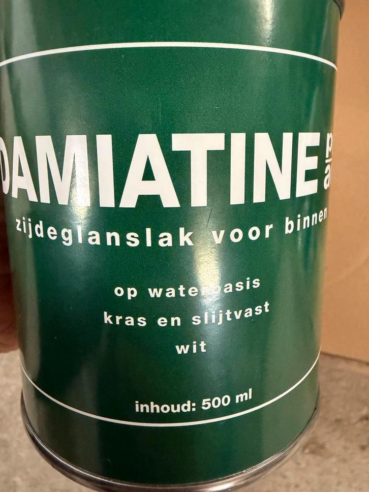 Damiatine bruintaupe lak 0,5liter, Hobby en Vrije tijd, Knutselen, Nieuw, Materiaal, Ophalen of Verzenden