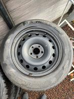 Stalen velgen met versleten winterbanden, Ophalen, Winterbanden, Velg(en)