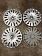 4 VW 16 inch wieldoppen, Ophalen of Verzenden, Zo goed als nieuw