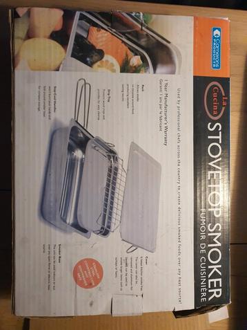 Rookoventje voor op het vuur beschikbaar voor biedingen