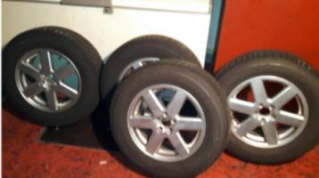 VOLVO XC90 Winterwielen 235/65/R17 beschikbaar voor biedingen