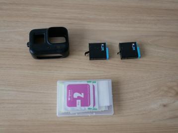GoPro 8:2 batterijen, siliconen hoesje, beschermende scherme beschikbaar voor biedingen