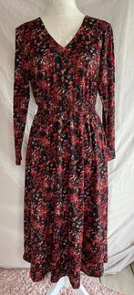 Bloemen jurk van Vila Joy, Kleding | Dames, Jurken, Zwart, Vila Joy, Onder de knie, Ophalen