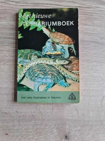 Boek : het nieuwe terrariumboek / Menzel-Tettenborn