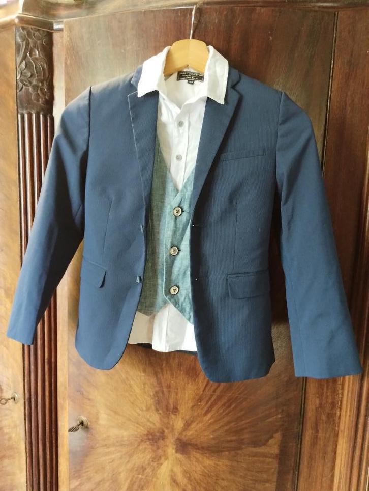 3-delig kostuum maat 134, Kinderen en Baby's, Kinderkleding | Maat 134, Zo goed als nieuw, Jongen, Setje, Ophalen of Verzenden