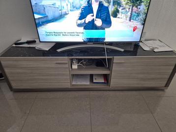 TV meubel  beschikbaar voor biedingen
