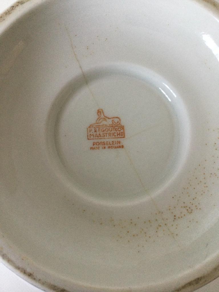 Twee witte porseleinen potten, Ophalen of Verzenden