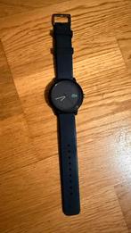 Montre Lacoste avec boite neuve jamais portée, Bijoux, Sacs & Beauté, Neuf, Étanche, Lacoste, Enlèvement