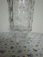 Vintage vaas in helder glas -, Glas, Ophalen of Verzenden