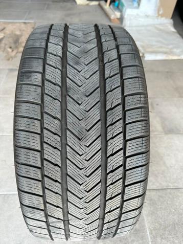 Pneu Gripmax Winter 245/35R18 beschikbaar voor biedingen