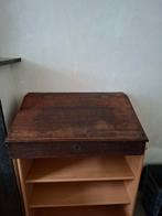 Zeer oude lessenaar in zeer goede staat, met sleutel erbij, Huis en Inrichting, Ophalen