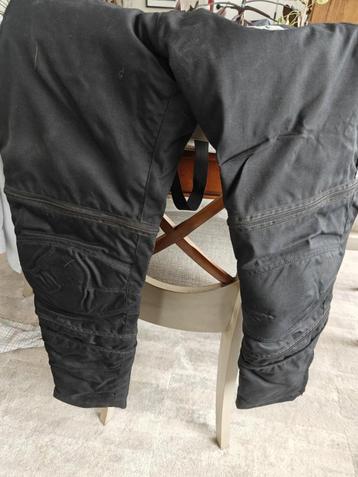 moto broek beschikbaar voor biedingen