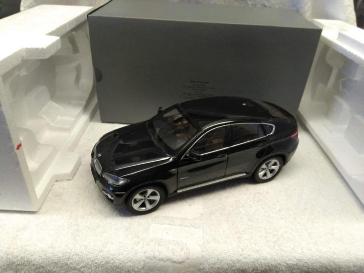 BMW X6 xDrive Zwart Kyosho 1:18 - 80 43 0 428 195, Hobby en Vrije tijd, Modelauto's | 1:18, Gebruikt, Auto, Kyosho, Ophalen of Verzenden