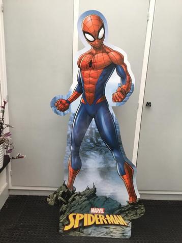 Levensgrote stand-up in karton Marvel Spiderman beschikbaar voor biedingen