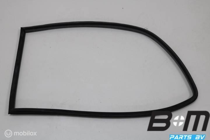 Ruitrubber rechts achter Audi A3 8L, Autos : Pièces & Accessoires, Habitacle & Garnissage, Utilisé