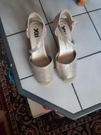 sandalen met gesp maat 40 prijs was 49.99 euro nu 25 euro, Ophalen, Overige kleuren, Xti, Sandalen of Muiltjes