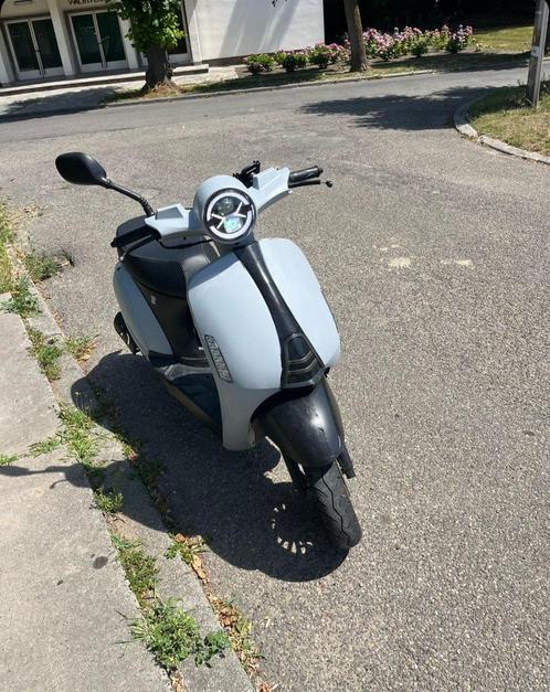 Venesi a klasse 2020, Fietsen en Brommers, Snorfietsen en Snorscooters, Gebruikt, Overige merken, Benzine, Ophalen
