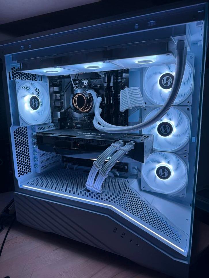 Rtx 3080 custom white gaming pc, Computers en Software, Desktop Pc's, Zo goed als nieuw, Gaming, Ophalen